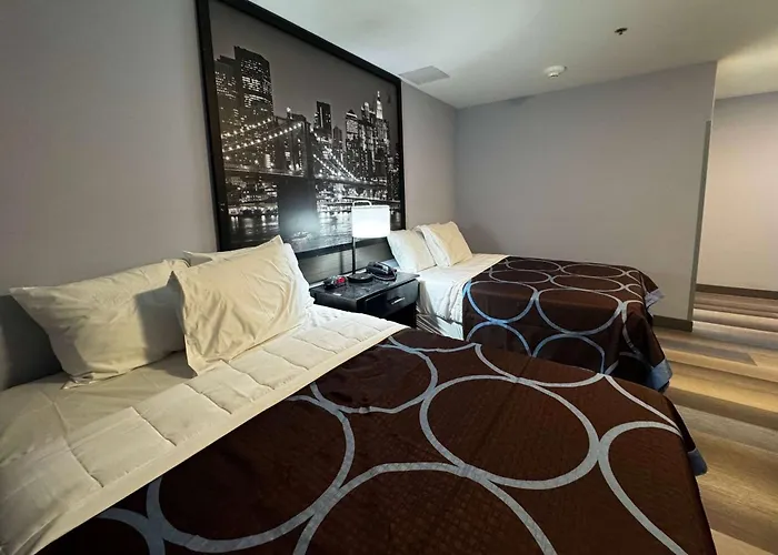 Super 8 By Wyndham Brooklyn Fulton Street Broadway Junction